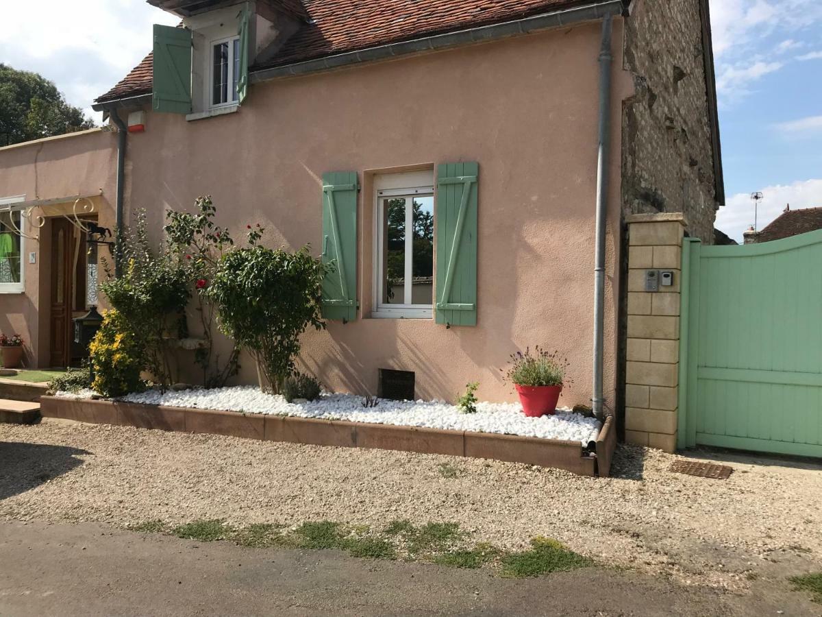 Maison D Helene Villy  Exterior foto